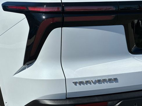 New 2026 Chevrolet Traverse LT w/ Enhanced Driving Package image 28