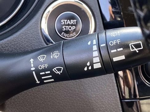 Used 2019 Nissan Rogue Sport SL AWD/4WD image 19