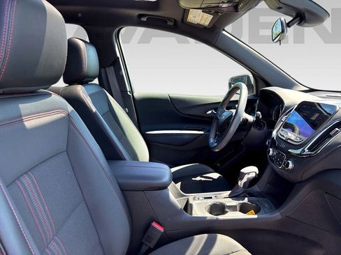 Certified 2024 Chevrolet Equinox RS FWD image 10