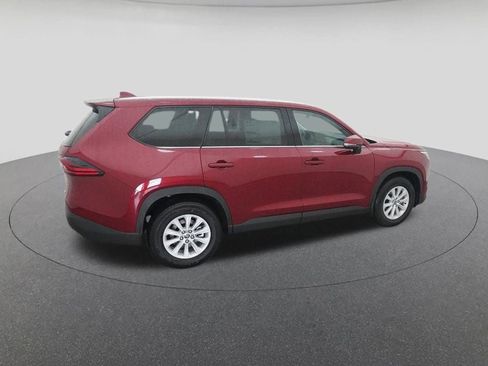 New 2026 Toyota Grand Highlander XLE image 10