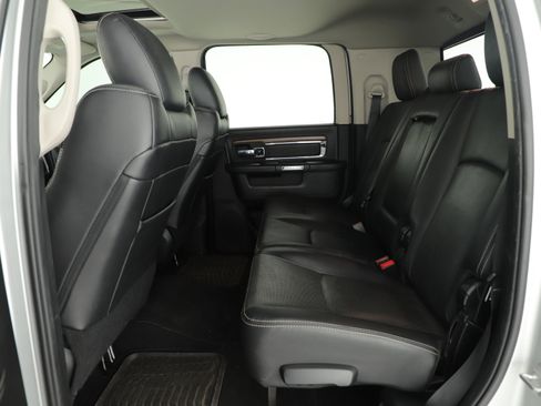 Used 2017 RAM 2500 Laramie w/ Sport Appearance Group image 8