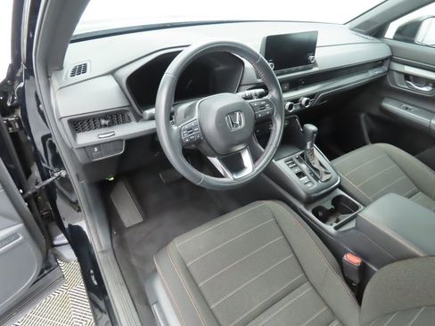 Used 2023 Honda CR-V Sport image 9