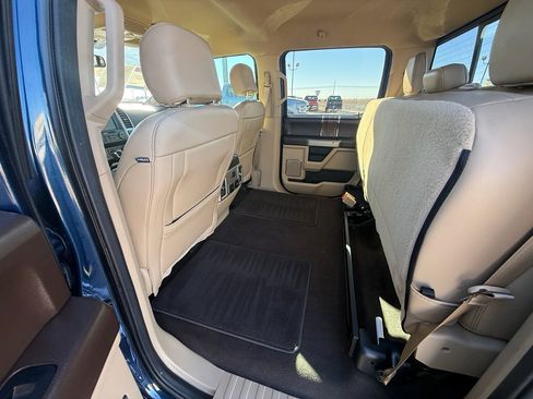 Used 2019 Ford F150 Lariat image 13