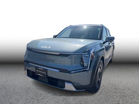 Certified 2024 Kia EV9 Wind AWD/4WD image 1