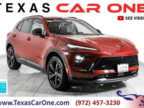 Used 2025 Buick Envision Sport Touring image 1