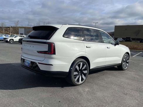 New 2025 Volvo EX90 Ultra w/ Protection Package Premier image 23