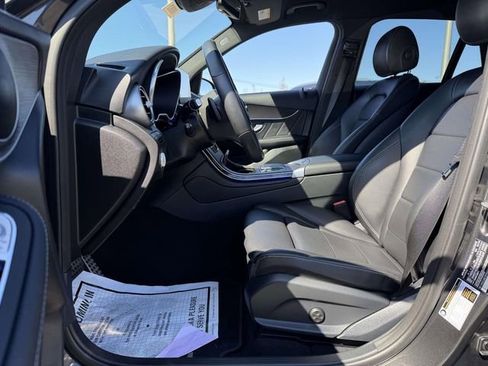 Used 2022 Mercedes-Benz GLC 300 4MATIC image 12