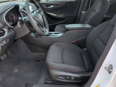 Used 2024 Chevrolet Malibu LT FWD image 12