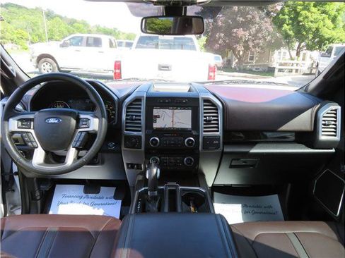 Used 2015 Ford F150 Platinum w/ Equipment Group 701A Luxury AWD/4WD image 7