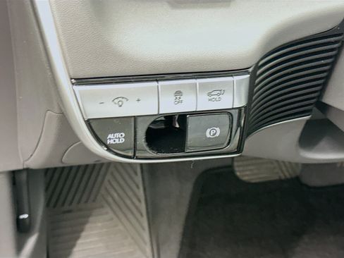 Used 2024 Hyundai Ioniq 5 Limited AWD/4WD image 17