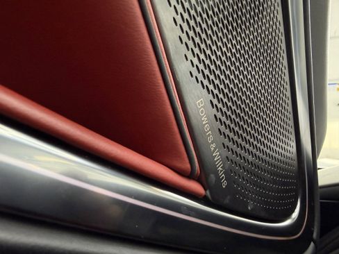 Used 2023 McLaren Artura RWD image 23