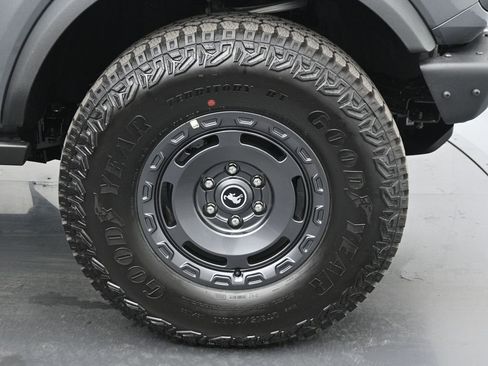 New 2025 Ford Bronco Badlands image 21