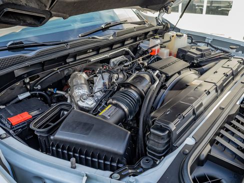 Used 2024 GMC Sierra 3500 Denali Ultimate AWD/4WD image 39