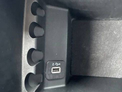 Used 2022 Jeep Cherokee Latitude Lux FWD image 21