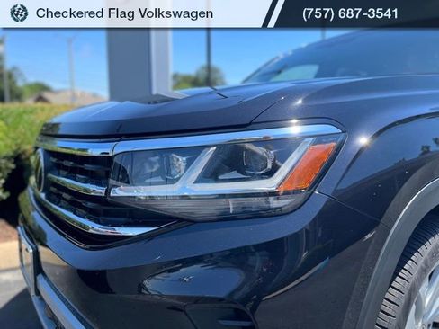 Used 2022 Volkswagen Atlas Cross Sport SE FWD image 11