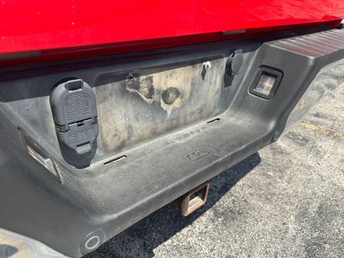 Certified 2019 Ford F150 XLT w/ Equipment Group 302A Luxury AWD/4WD image 16