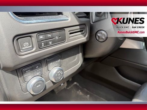 Used 2023 GMC Yukon SLT w/ SLT Premium Package AWD/4WD image 15
