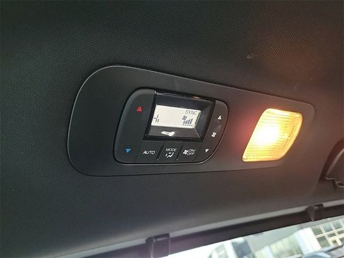 Used 2023 Honda Odyssey Sport image 15