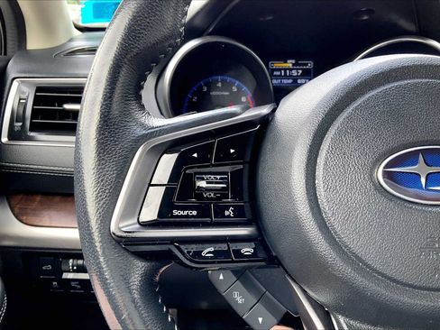 Used 2019 Subaru Outback 2.5i Limited AWD/4WD image 24