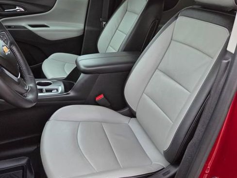 Used 2019 Chevrolet Equinox Premier image 9