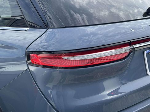 Used 2023 Lincoln Corsair AWD image 8