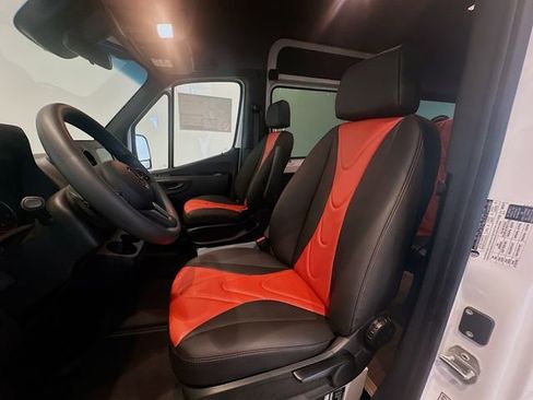 New 2024 Mercedes-Benz Sprinter 3500 image 38