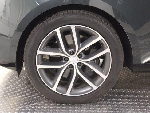 Used 2024 Land Rover Range Rover Long Wheelbase Autobiography image 15