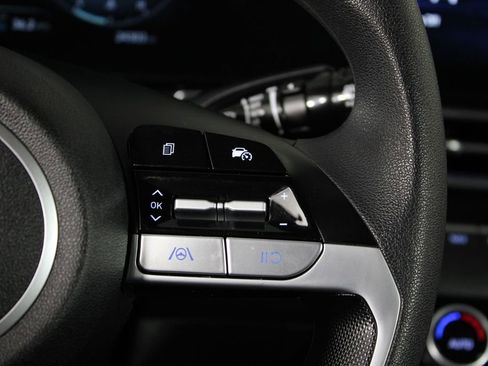 Certified 2024 Hyundai Elantra SEL FWD image 27