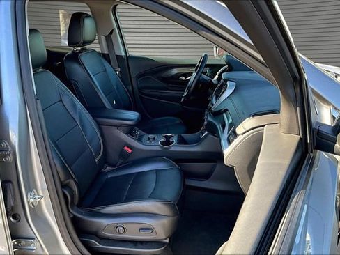 Used 2023 GMC Terrain SLT AWD/4WD image 29