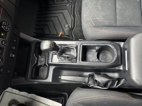 Used 2019 Toyota Tacoma TRD Off-Road image 29