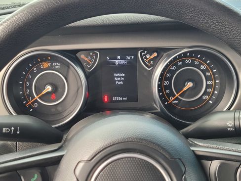 Used 2023 Jeep Wrangler Unlimited Sport AWD/4WD image 29