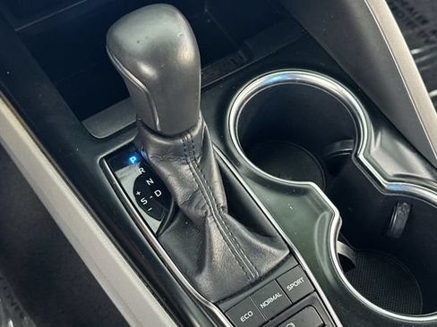 Used 2018 Toyota Camry XLE w/ Audio Package FWD image 25