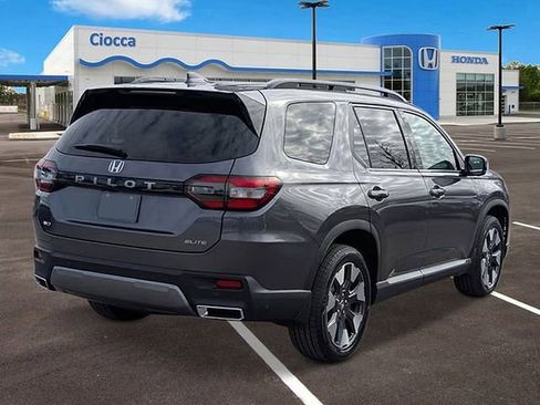 New 2026 Honda Pilot Elite image 5