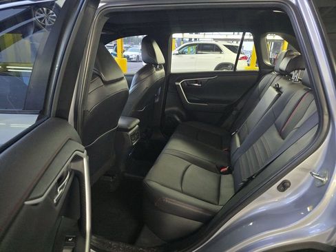 Used 2022 Toyota RAV4 XSE w/ Premium Package image 10