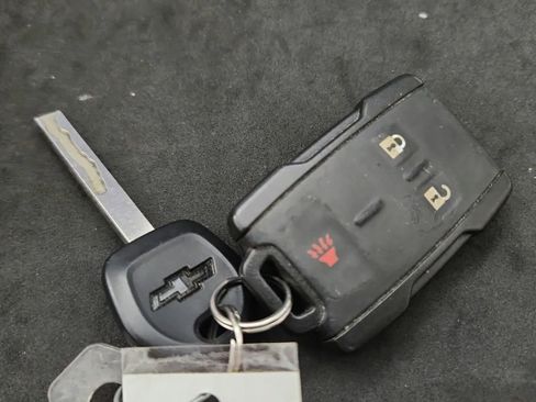 Used 2019 Chevrolet Silverado 1500 LT image 29