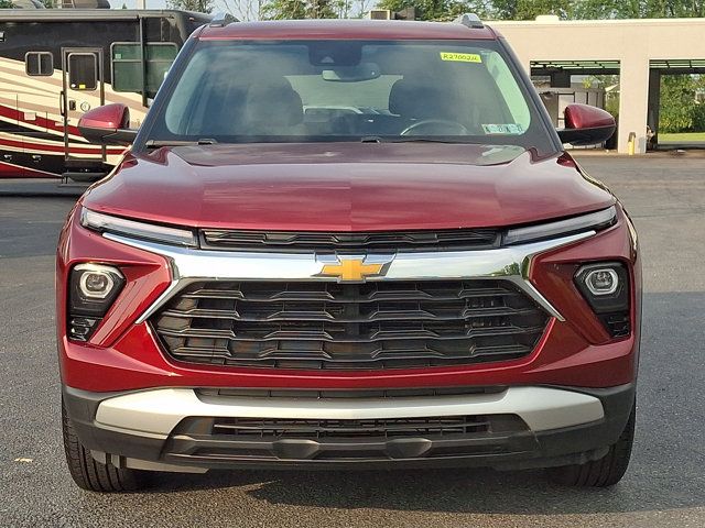Used 2024 Chevrolet TrailBlazer LT w/ Convenience Package AWD/4WD image 5