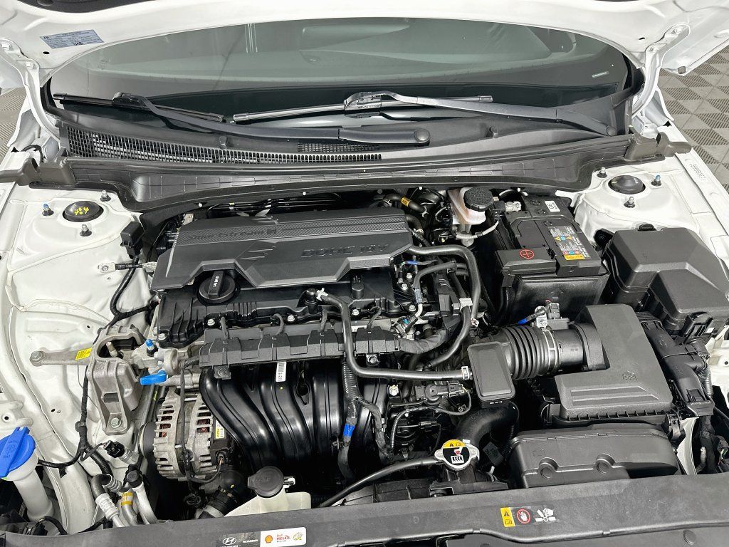 Used 2025 Hyundai Elantra Sport w/ Cargo Package FWD image 28