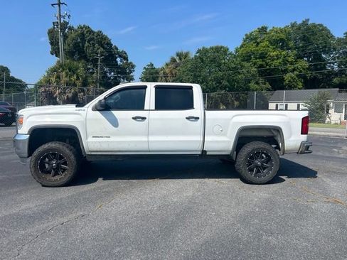 Used 2016 GMC Sierra 2500 4x4 Crew Cab w/ Sierra Convenience Package image 2
