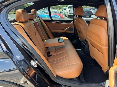 Used 2020 BMW M550i xDrive AWD/4WD image 11