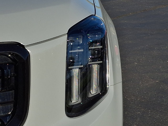Used 2025 Kia Telluride EX X-Line AWD/4WD image 9