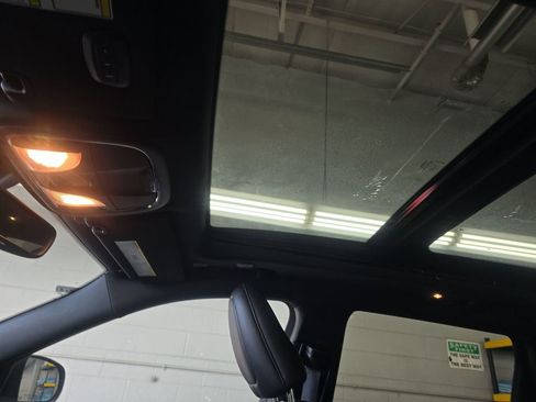 Used 2021 Jeep Cherokee High Altitude image 6