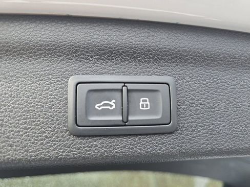 Used 2021 Audi Q3 2.0T Premium Plus w/ Premium Plus Package image 16