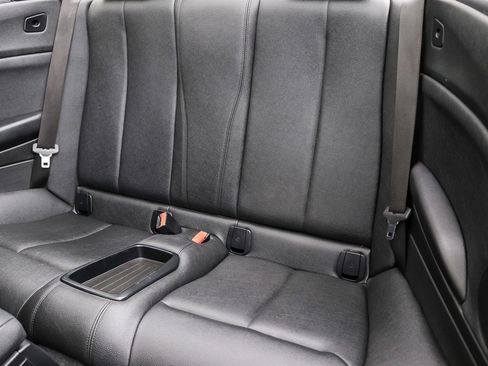 Used 2019 BMW 230i Convertible w/ Convenience Package RWD image 30