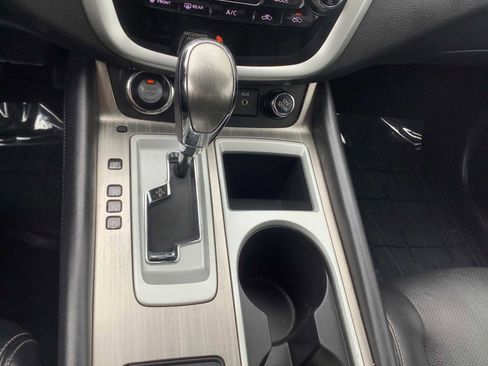 Used 2018 Nissan Murano Platinum image 18