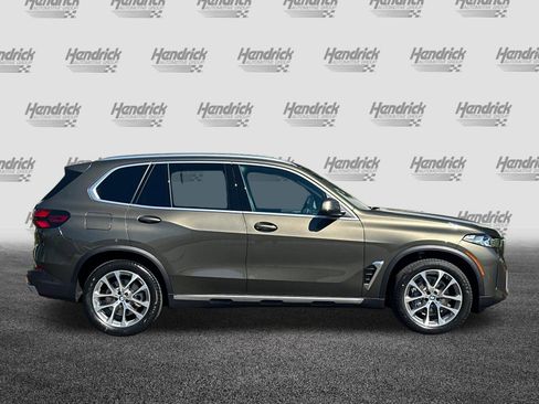 New 2026 BMW X5 xDrive40i AWD/4WD image 5