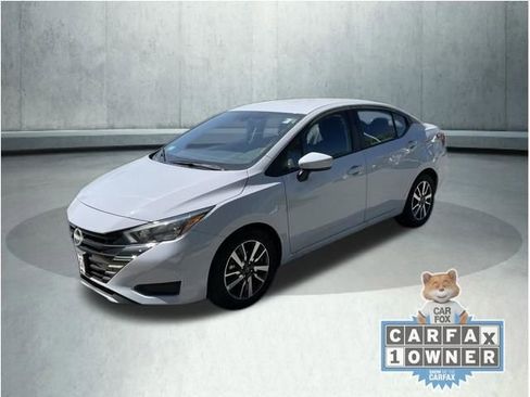 Used 2025 Nissan Versa SV w/ Trunk Package FWD image 3