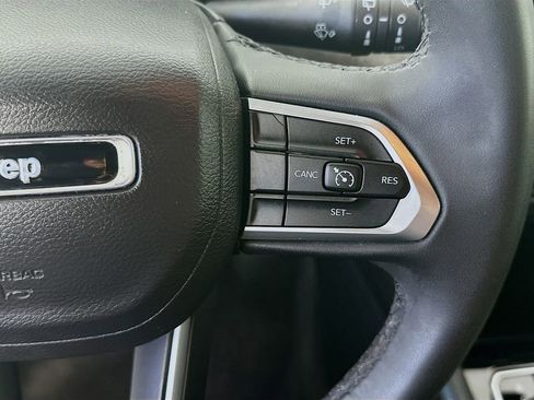 Used 2024 Jeep Compass Latitude image 26