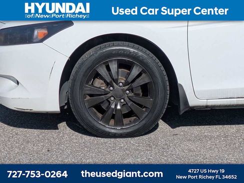 Used 2009 Honda Accord EX-L image 10