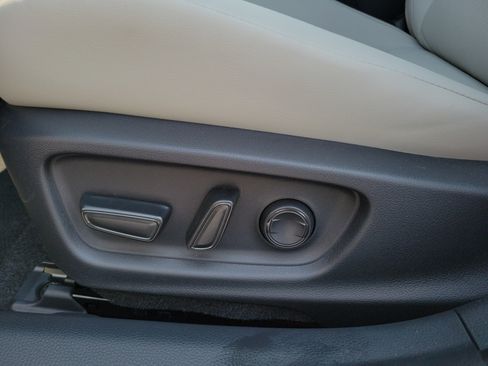 New 2027 Toyota Prius XLE FWD image 22