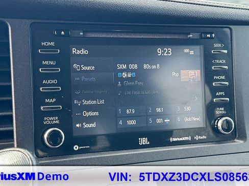 Certified 2020 Toyota Sienna SE w/ SE Preferred Package FWD image 30